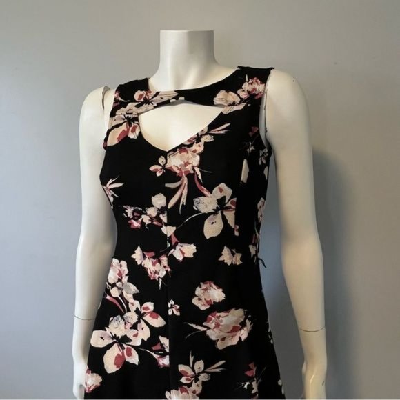 Lilly Morgan floral print fit and flare summer spring dress size small - Picture 7 of 10